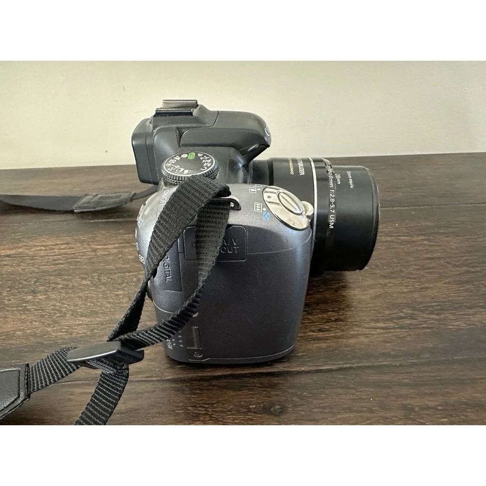 Canon PowerShot SX10 IS 10MP Digital Camera 20x Optical Zoom Flip Screen Tested